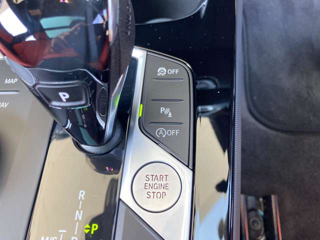 ＢＭＷ １シリーズ １１８Ｄ Ｍスポーツ エディション ジョイ プラス ディーゼルターボ R3年 (近畿) 99