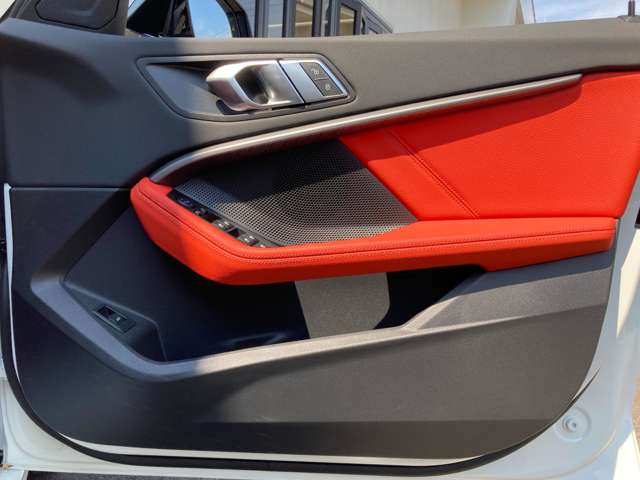 ＢＭＷ １シリーズ １１８Ｄ Ｍスポーツ エディション ジョイ プラス ディーゼルターボ R3年 (近畿) 99