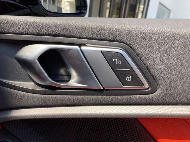 ＢＭＷ １シリーズ １１８Ｄ Ｍスポーツ エディション ジョイ プラス ディーゼルターボ R3年 (近畿) 99