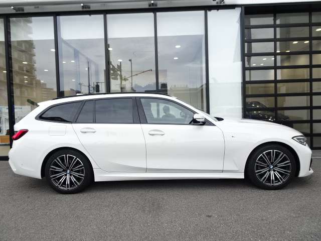 ＢＭＷ ３シリーズ ３１８Ｉ Ｍスポーツ R3年 (近畿) 99