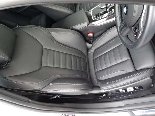 ＢＭＷ ３シリーズ ３１８Ｉ Ｍスポーツ R3年 (近畿) 99