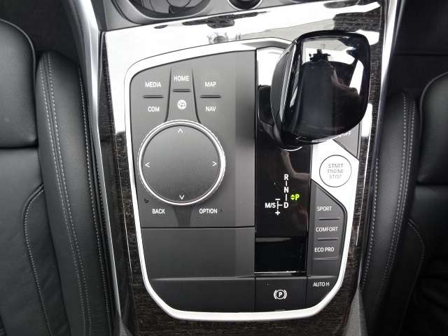 ＢＭＷ ３シリーズ ３１８Ｉ Ｍスポーツ R3年 (近畿) 99