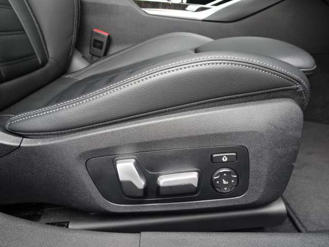 ＢＭＷ ３シリーズ ３１８Ｉ Ｍスポーツ R3年 (近畿) 99