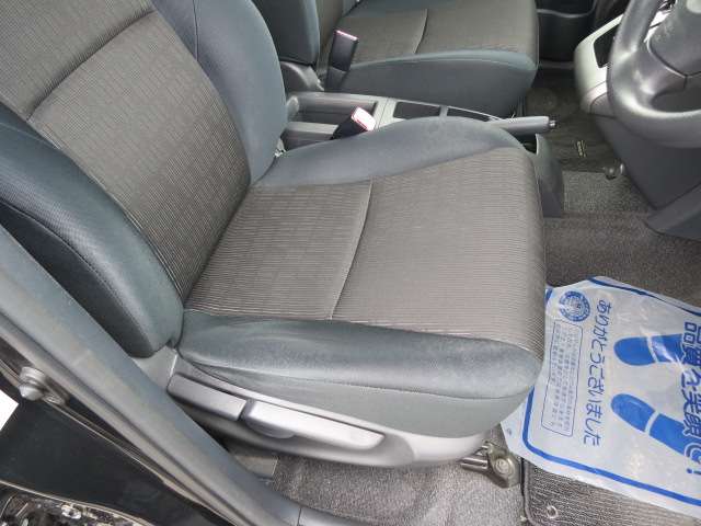 トヨタ カローラルミオン １．５Ｘ H24年 (関東) 99