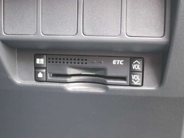 トヨタ カローラルミオン １．５Ｘ H24年 (関東) 99