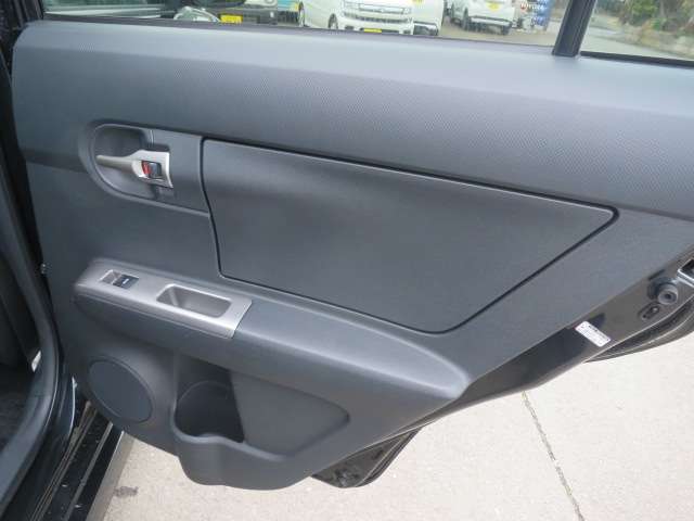 トヨタ カローラルミオン １．５Ｘ H24年 (関東) 99