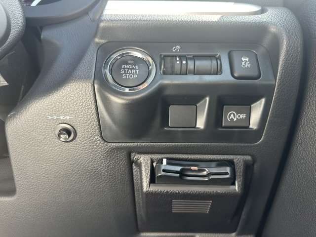 スバル インプレッサスポーツ １．６ Ｉ－Ｌ アイサイト プラウド エディション ４ＷＤ H28年 (東海) 99