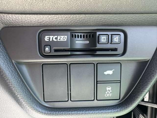 ホンダ ＺＲ－Ｖ ２．０ Ｅ：ＨＥＶ Ｚ R6年 (東海) 99