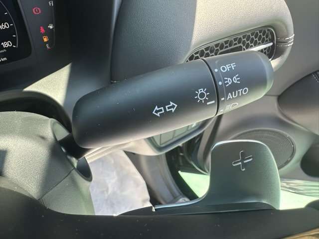 ホンダ ＺＲ－Ｖ ２．０ Ｅ：ＨＥＶ Ｚ R6年 (東海) 99