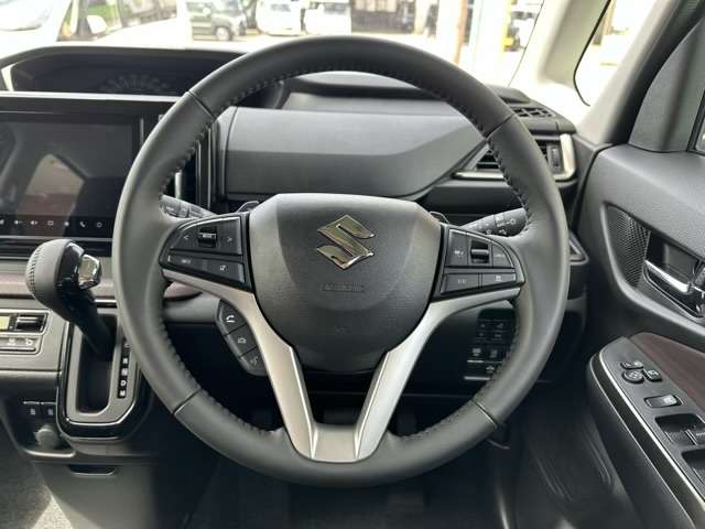 スズキ ソリオ １．２ バンディット ハイブリッド ＳＶ R5年 (東海) 99