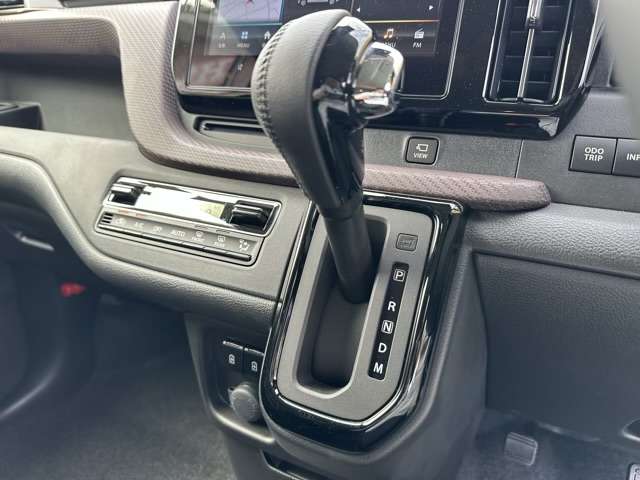 スズキ ソリオ １．２ バンディット ハイブリッド ＳＶ R5年 (東海) 99