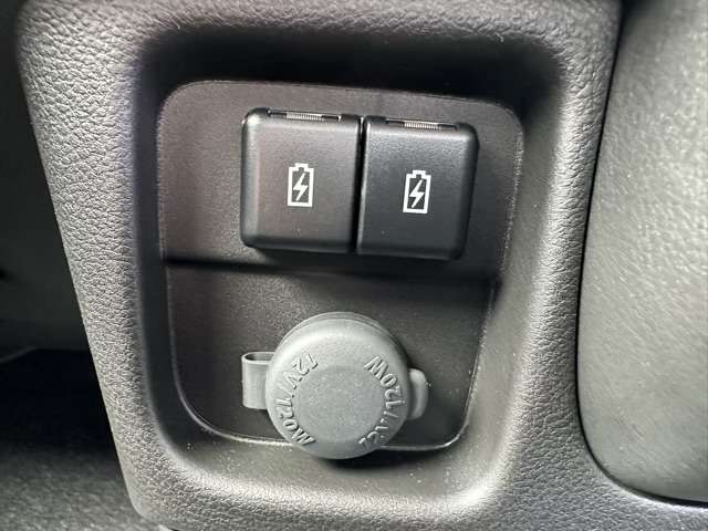 スズキ ソリオ １．２ バンディット ハイブリッド ＳＶ R5年 (東海) 99