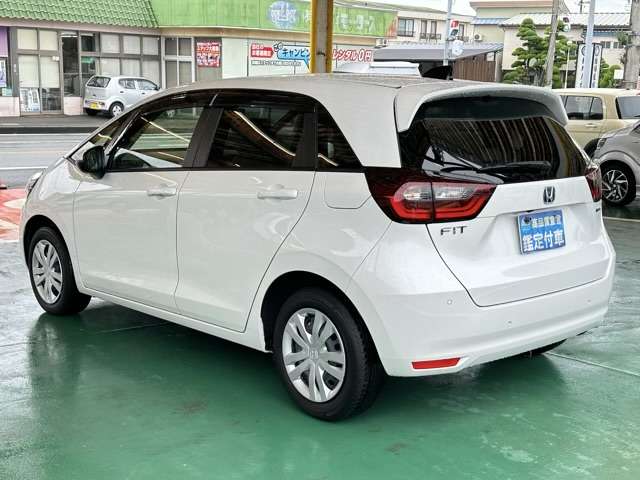 ホンダ フィット　ハイブリッド １．５ Ｅ：ＨＥＶ ホーム R5年 (東海) 99