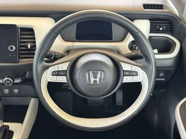 ホンダ フィット　ハイブリッド １．５ Ｅ：ＨＥＶ ホーム R5年 (東海) 99
