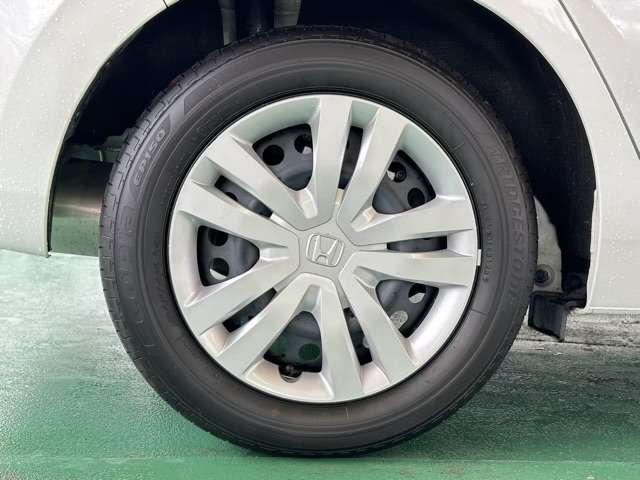 ホンダ フィット　ハイブリッド １．５ Ｅ：ＨＥＶ ホーム R5年 (東海) 99