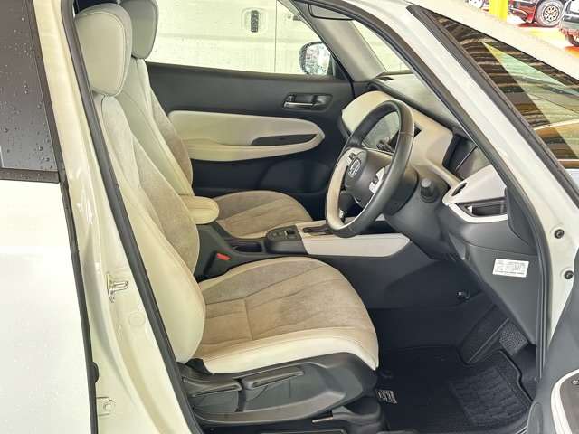 ホンダ フィット　ハイブリッド １．５ Ｅ：ＨＥＶ ホーム R5年 (東海) 99