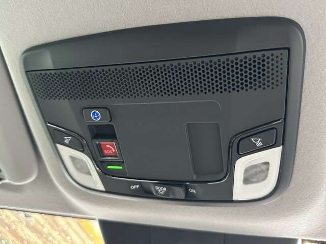 ホンダ フィット　ハイブリッド １．５ Ｅ：ＨＥＶ ホーム R5年 (東海) 99