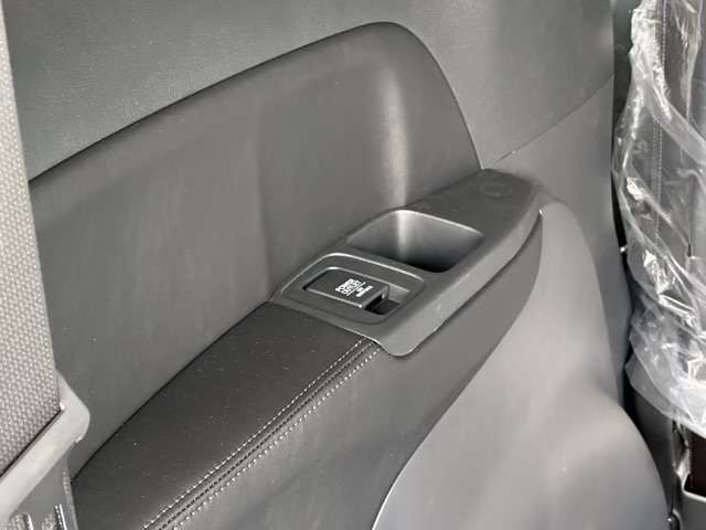 ホンダ オデッセイ　ハイブリッド ２．０ Ｅ：ＨＥＶ アブソルート ＥＸ ブラックエディション R6年 (東海) 99