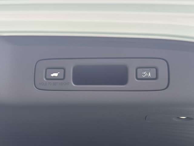 ホンダ ＺＲ－Ｖ ２．０ Ｅ：ＨＥＶ Ｚ R6年 (東海) 99