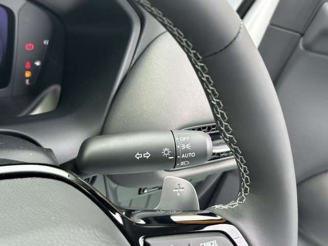 ホンダ ＺＲ－Ｖ ２．０ Ｅ：ＨＥＶ Ｚ R6年 (東海) 99