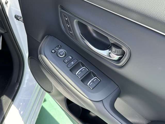 ホンダ ＺＲ－Ｖ ２．０ Ｅ：ＨＥＶ Ｚ R6年 (東海) 99