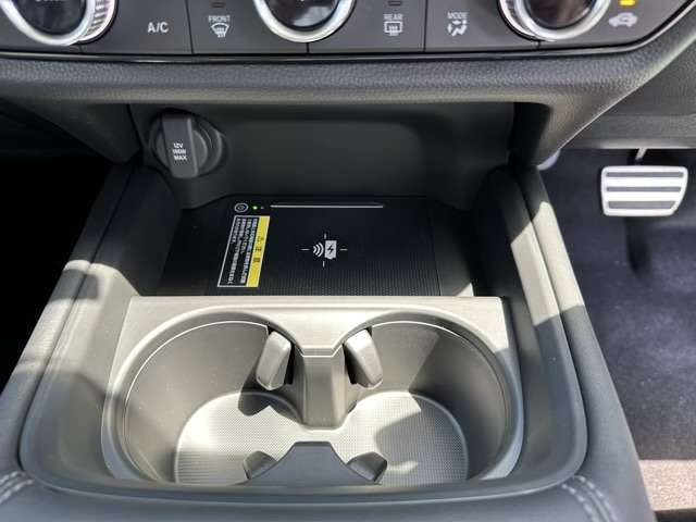 ホンダ ＺＲ－Ｖ ２．０ Ｅ：ＨＥＶ Ｚ R6年 (東海) 99