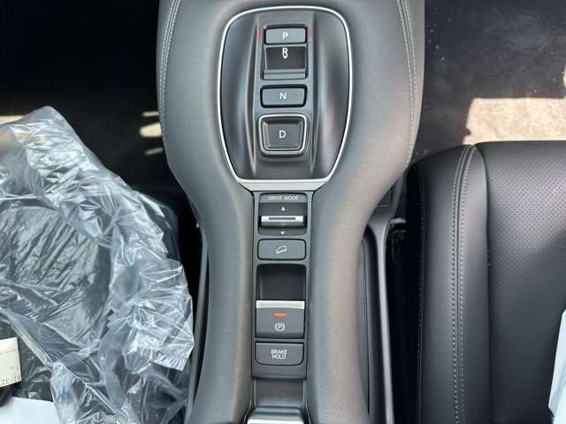 ホンダ ＺＲ－Ｖ ２．０ Ｅ：ＨＥＶ Ｚ R6年 (東海) 99