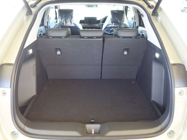 ホンダ ヴェゼル １．５ Ｅ：ＨＥＶ Ｚ R6年 (東海) 99