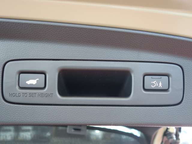 ホンダ ヴェゼル １．５ Ｅ：ＨＥＶ Ｚ R6年 (東海) 99