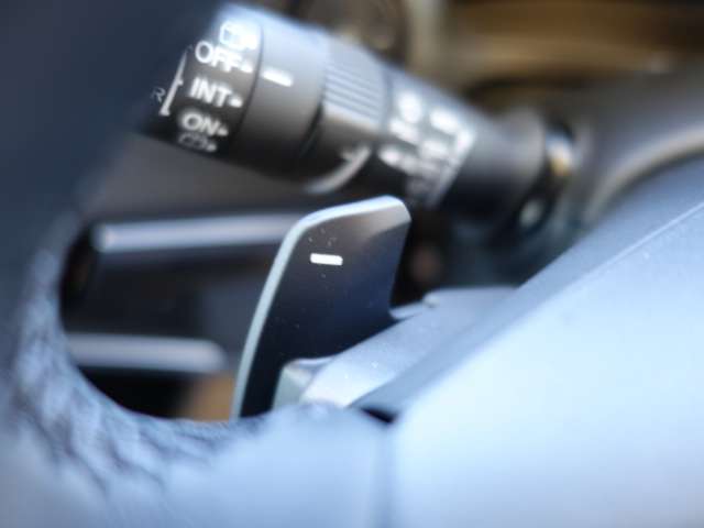 ホンダ ヴェゼル １．５ Ｅ：ＨＥＶ Ｚ R6年 (東海) 99