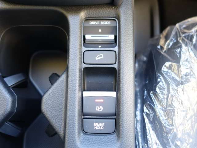 ホンダ ヴェゼル １．５ Ｅ：ＨＥＶ Ｚ R6年 (東海) 99