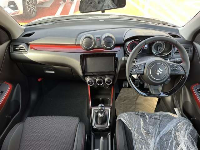 スズキ スイフト スポーツ １．４ R6年 (東海) 99