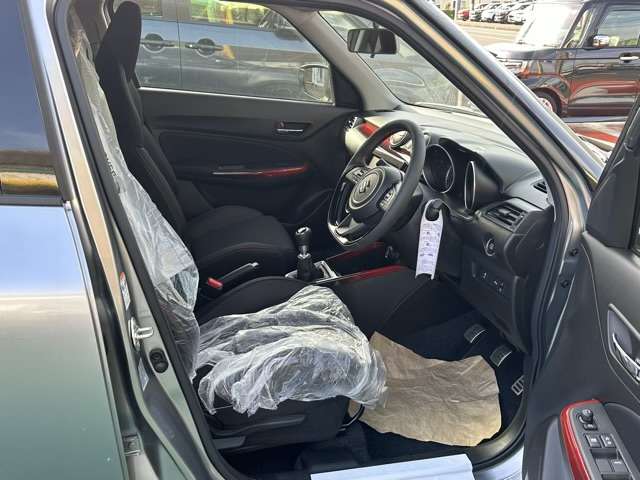 スズキ スイフト スポーツ １．４ R6年 (東海) 99