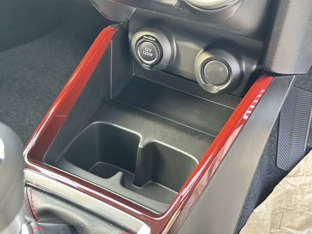 スズキ スイフト スポーツ １．４ R6年 (東海) 99