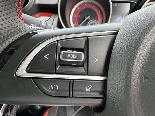 スズキ スイフト スポーツ １．４ スズキ セーフティ サポート非装着車 R2年 (東海) 99