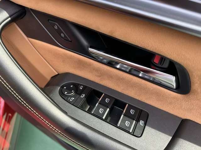 マツダ ＣＸ−６０ ３．３ ＸＤハイブリッド プレミアム スポーツ ディーゼルターボ ４ＷＤ R4年 (東海) 99