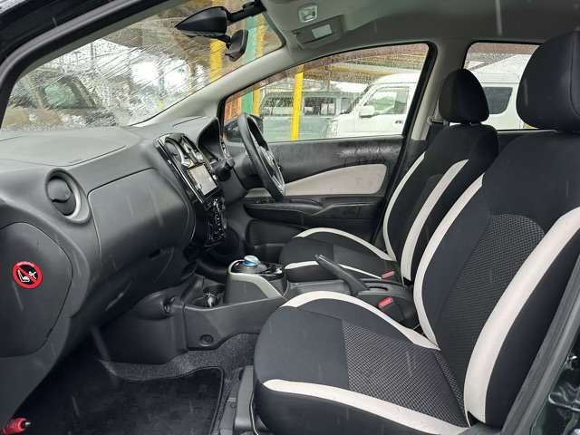 日産 ノート １．２ Ｅ－ＰＯＷＥＲ Ｘ H29年 (東海) 99