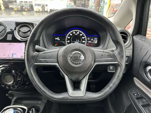 日産 ノート １．２ Ｅ－ＰＯＷＥＲ Ｘ H29年 (東海) 99