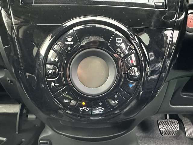 日産 ノート １．２ Ｅ－ＰＯＷＥＲ Ｘ H29年 (東海) 99