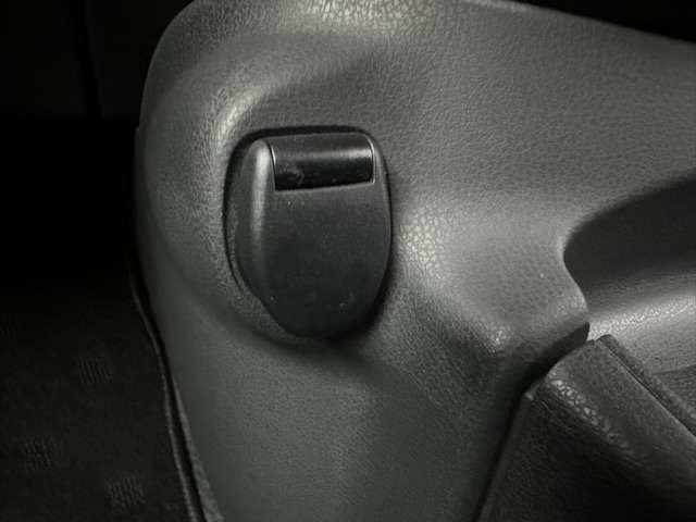 日産 ノート １．２ Ｅ－ＰＯＷＥＲ Ｘ H29年 (東海) 99