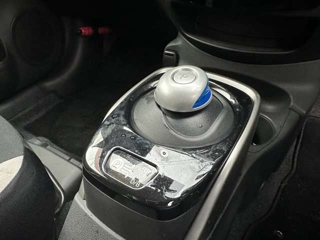 日産 ノート １．２ Ｅ－ＰＯＷＥＲ Ｘ H29年 (東海) 99