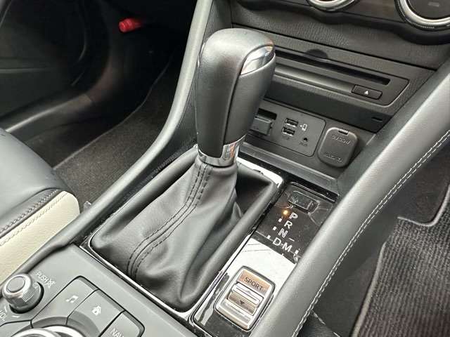 マツダ ＣＸ−３ １．５ １５Ｓ スーパー エッジー R5年 (東海) 99