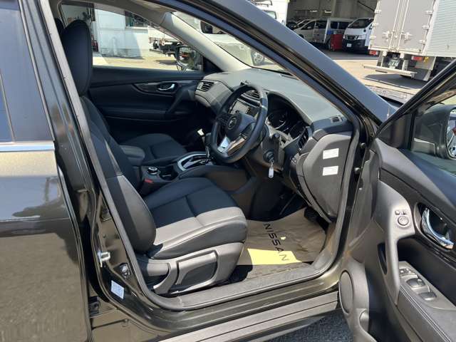 日産 エクストレイル ２．０ ２０Ｓ ２列車 ４ＷＤ R1年 (東北) 99