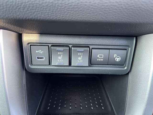 トヨタ カローラクロス　ハイブリッド １．８ ハイブリッド Ｚ R6年 (九州・沖縄) 99