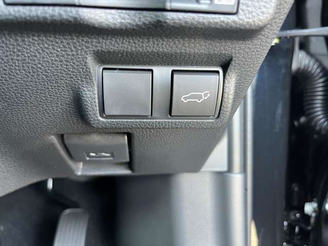 トヨタ カローラクロス　ハイブリッド １．８ ハイブリッド Ｚ R6年 (九州・沖縄) 99