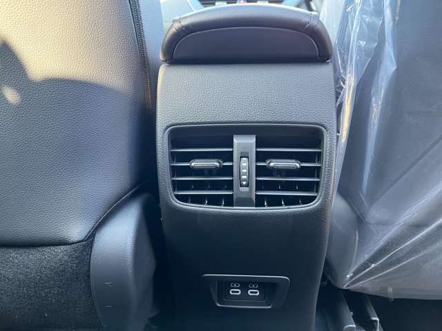 トヨタ カローラクロス　ハイブリッド １．８ ハイブリッド Ｚ R6年 (九州・沖縄) 99