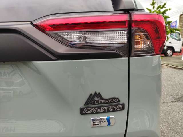 トヨタ ＲＡＶ４ ２．５ ハイブリッド アドベンチャー オフロード パッケージＩＩ Ｅ－ＦＯＵＲ ４ＷＤ R5年 (九州・沖縄) 99