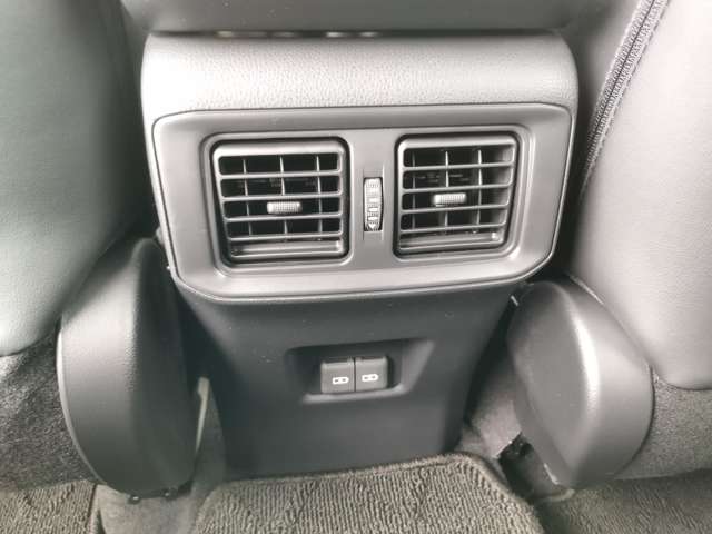 トヨタ ＲＡＶ４ ２．５ ハイブリッド アドベンチャー オフロード パッケージＩＩ Ｅ－ＦＯＵＲ ４ＷＤ R5年 (九州・沖縄) 99