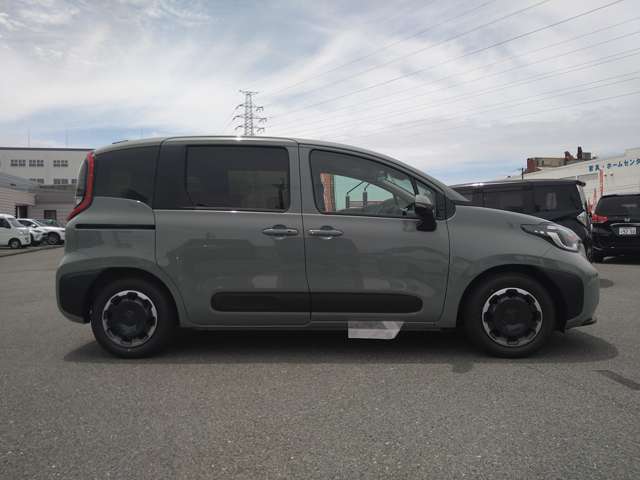 トヨタ シエンタ　ハイブリッド ハイブリッド １．５ Ｚ R6年 (九州・沖縄) 99