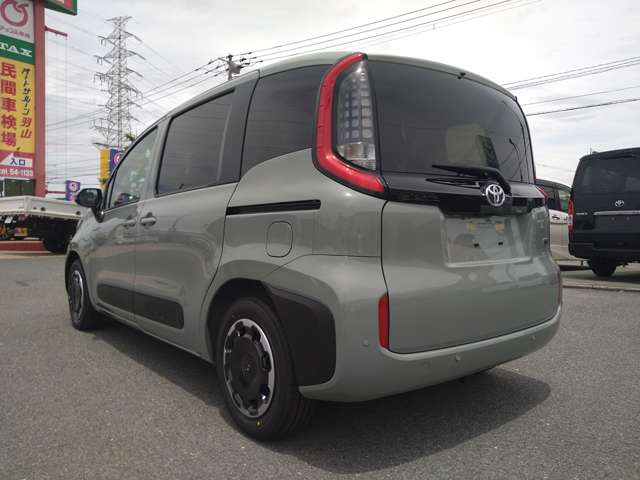 トヨタ シエンタ　ハイブリッド ハイブリッド １．５ Ｚ R6年 (九州・沖縄) 99